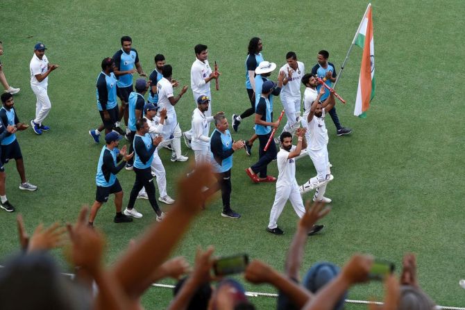 India players take a lap of honour around the Gabba after their win over Australia in the 4th and final Test to retain the Border-Gavaskar Trophy on Tuesday