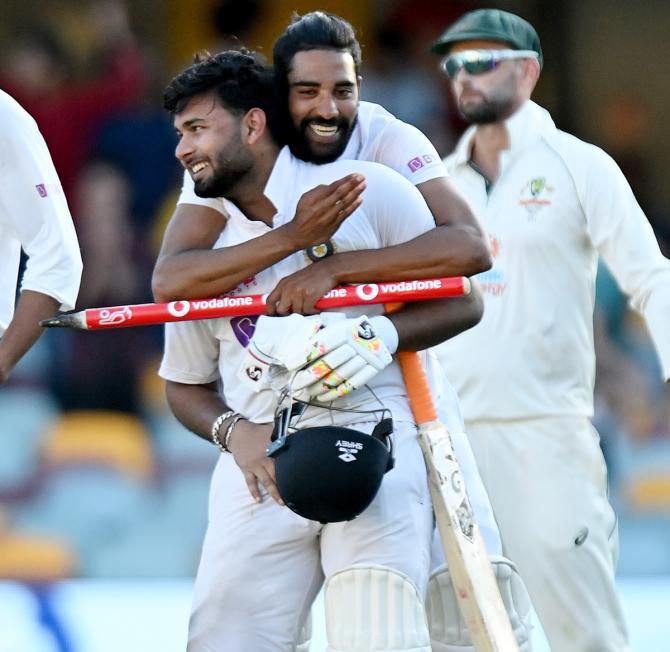 Mohammed Siraj congratulates Rishab Pant after victory is clinched in the fourth Test