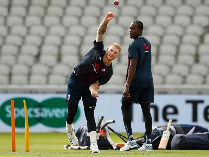 Ben Stokes is an 'invaluable commodity' even if he is not bowling, while Jofra Archer is a gamble England are ready to take, says coach Matthew Mott
