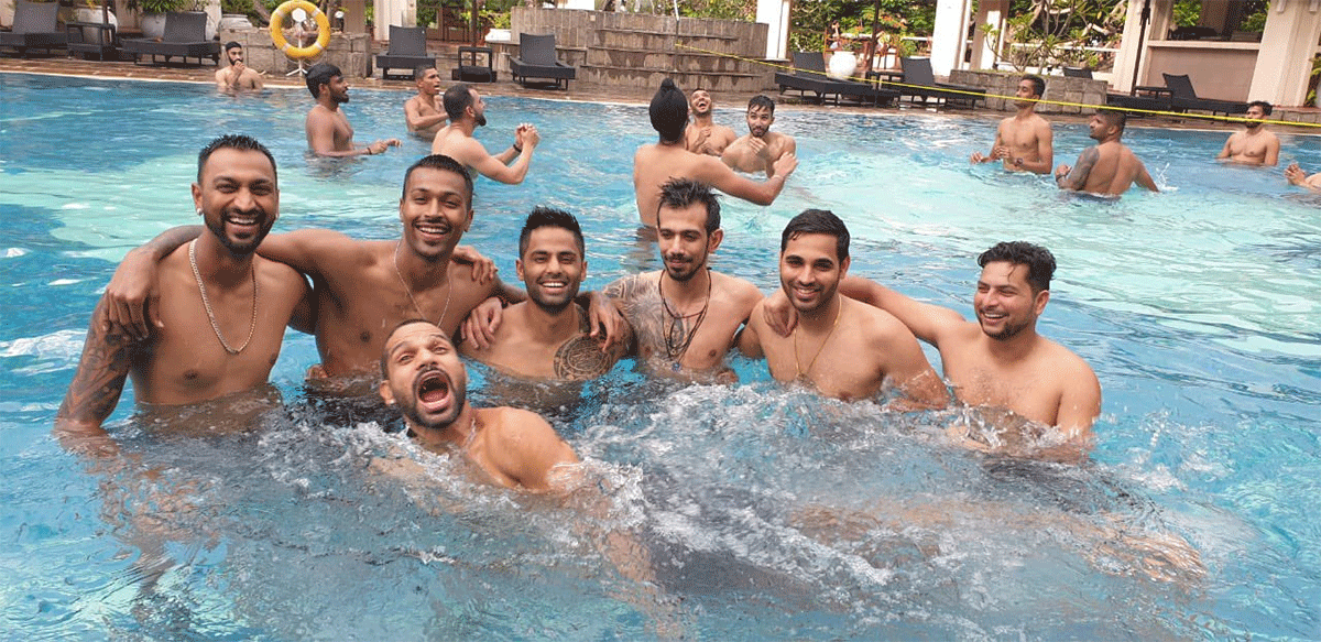 Krunal, Hardik, Suryakumar Yadav, Yuzvendra Chahal, Bhuvneshwar Kumar, Kuldeep Yadav and Shikhar Dhawan chill in the pool