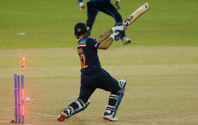 Ishan Kishan is bowled by Kasun Rajitha. 