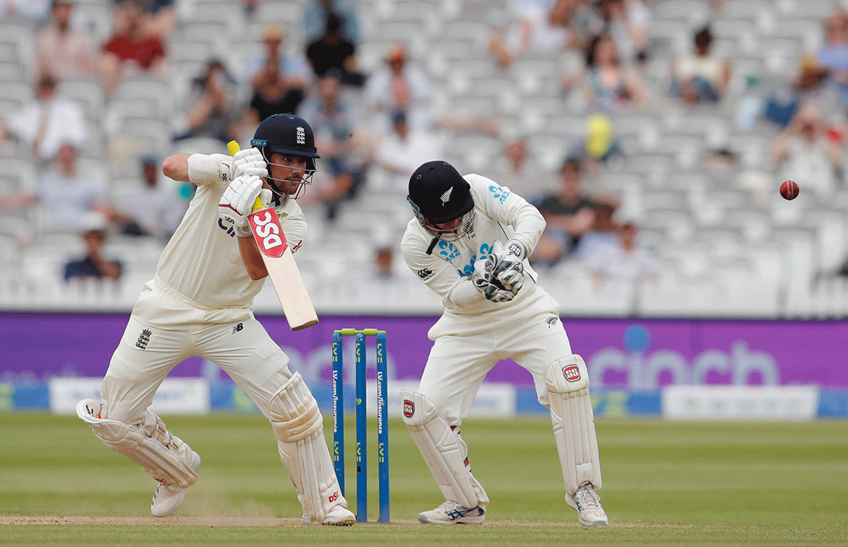 England's Rory Burns scored 25 runs before being dismissed by Neil Wagner 