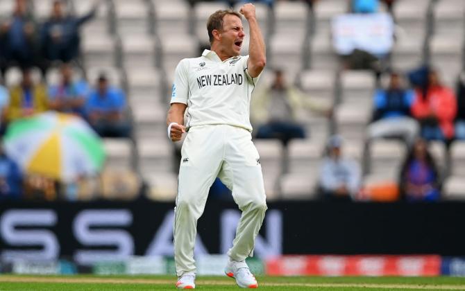 Neil Wagner celebrates after dismissing Ajinkya Rahane.