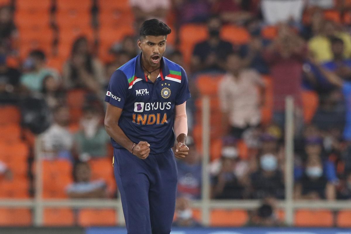 Washington Sundar celebrates the wicket of Jason Roy