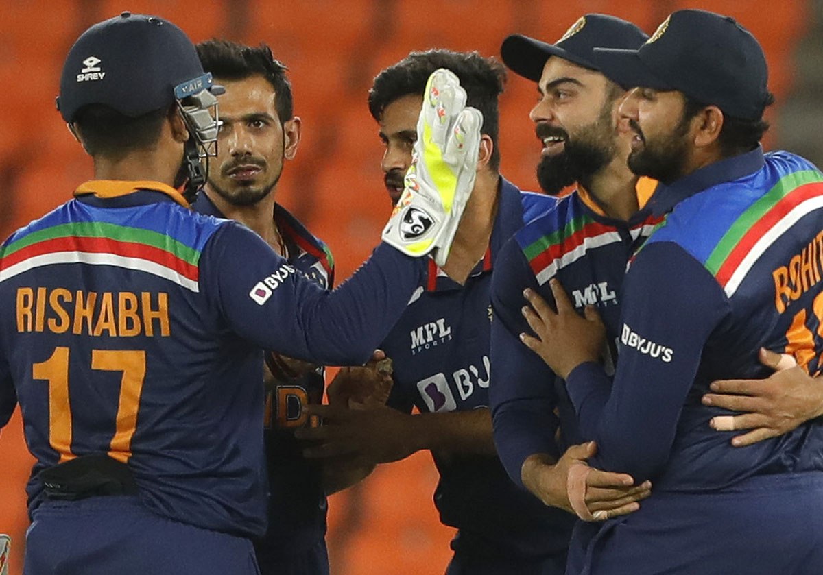 Yuzvendra Chahal celebrates the wicket of Jason Roy