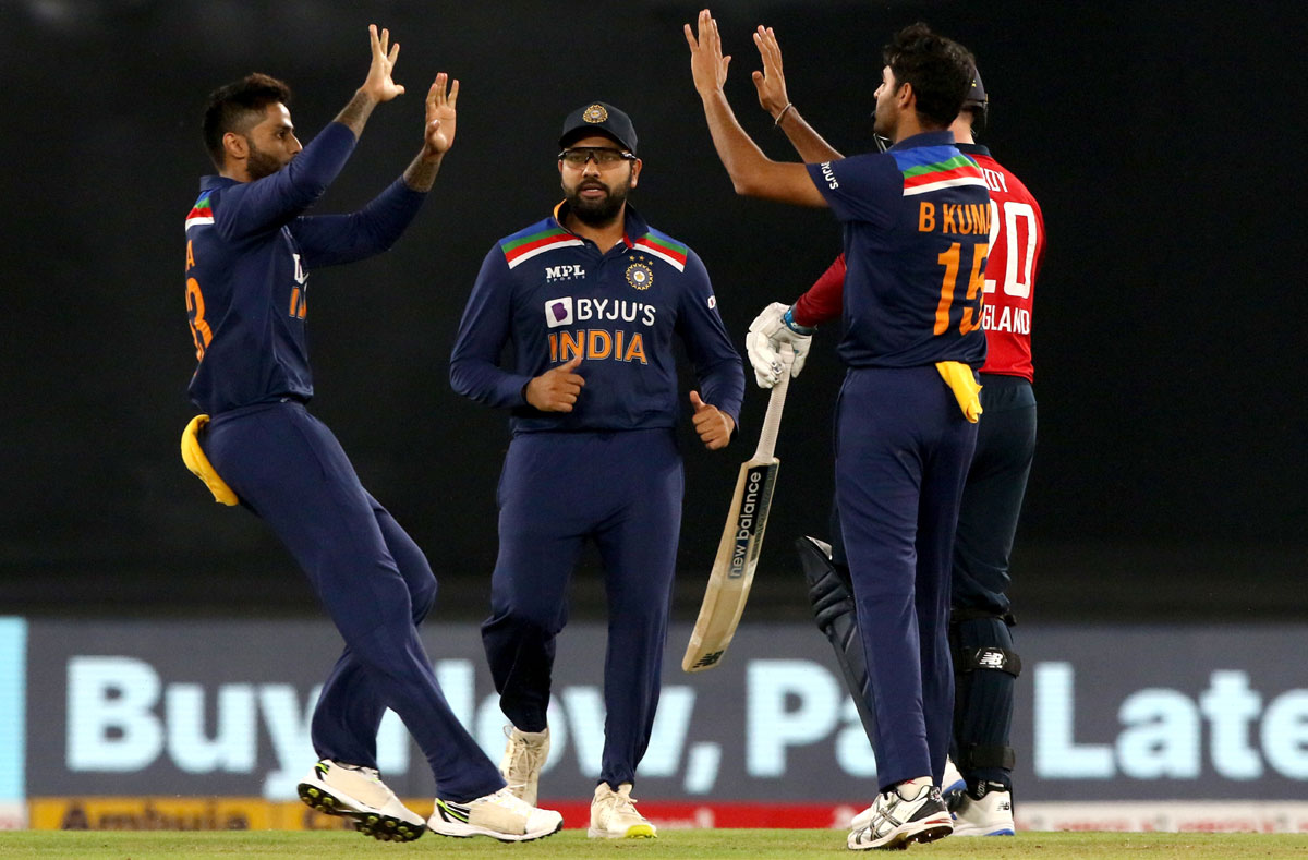 Bhuvneshwar Kumar celebrates the wicket of Jason Roy