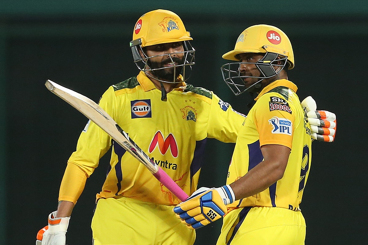 Ambati Rayudu is congratulated by Ravindra Jadeja after getting to 50