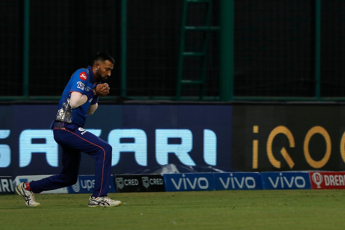 Krunal Pandya takes the catch to dismiss Suresh Raina