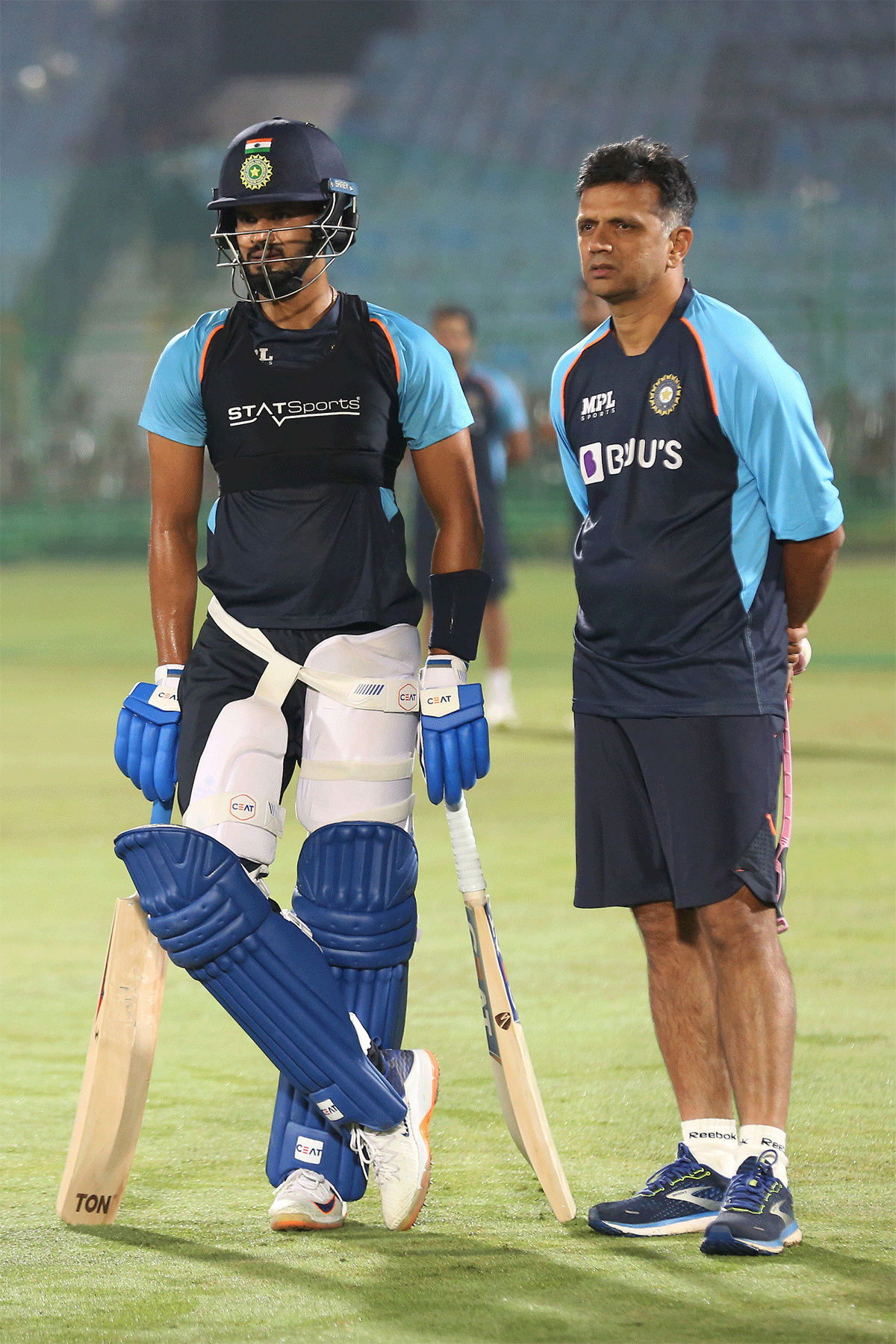 Rahul Dravid and Shreyas Iyer in the nets