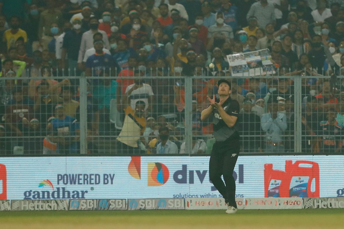 Jimmy Neesham takes the catch to dismiss Rishabh Pant.