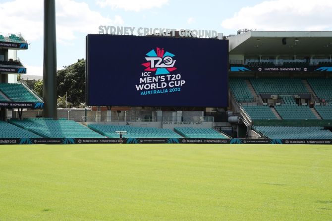 ICC men's T20 World Cup 2022 logo is displayed on the big screen during the T20 World Cup 2022 announcement, at the Sydney Cricket Ground on November 16, 2021