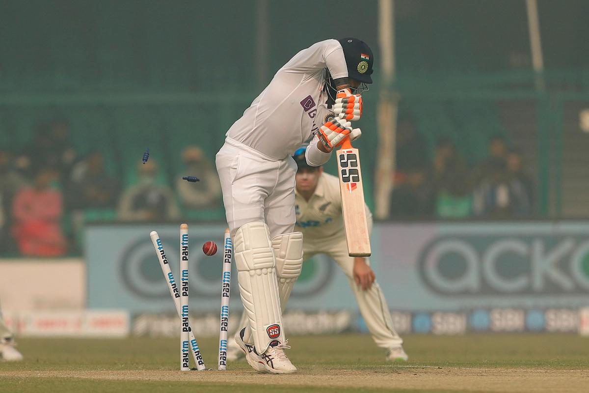 Ravindra Jadeja is bowled by Tim Southee.