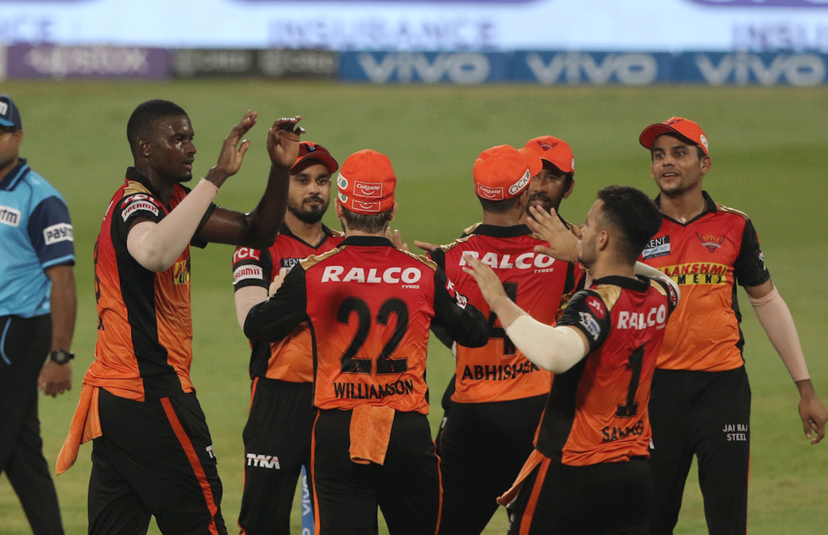 Jason Holder celebrates with teammates after dismissing CSK's Faf du Plessis