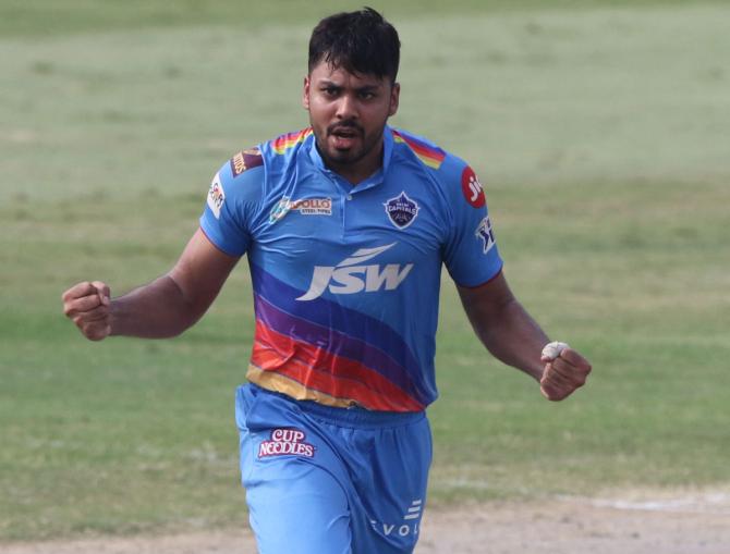 Avesh Khan celebrates the wicket of Hardik Pandya.