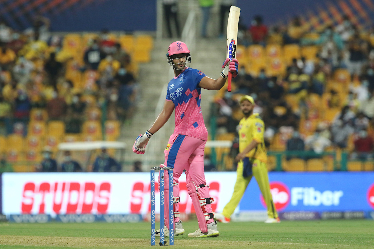 Shivam Dube waves to the Rajasthan Royals dressing room after completing 50.
