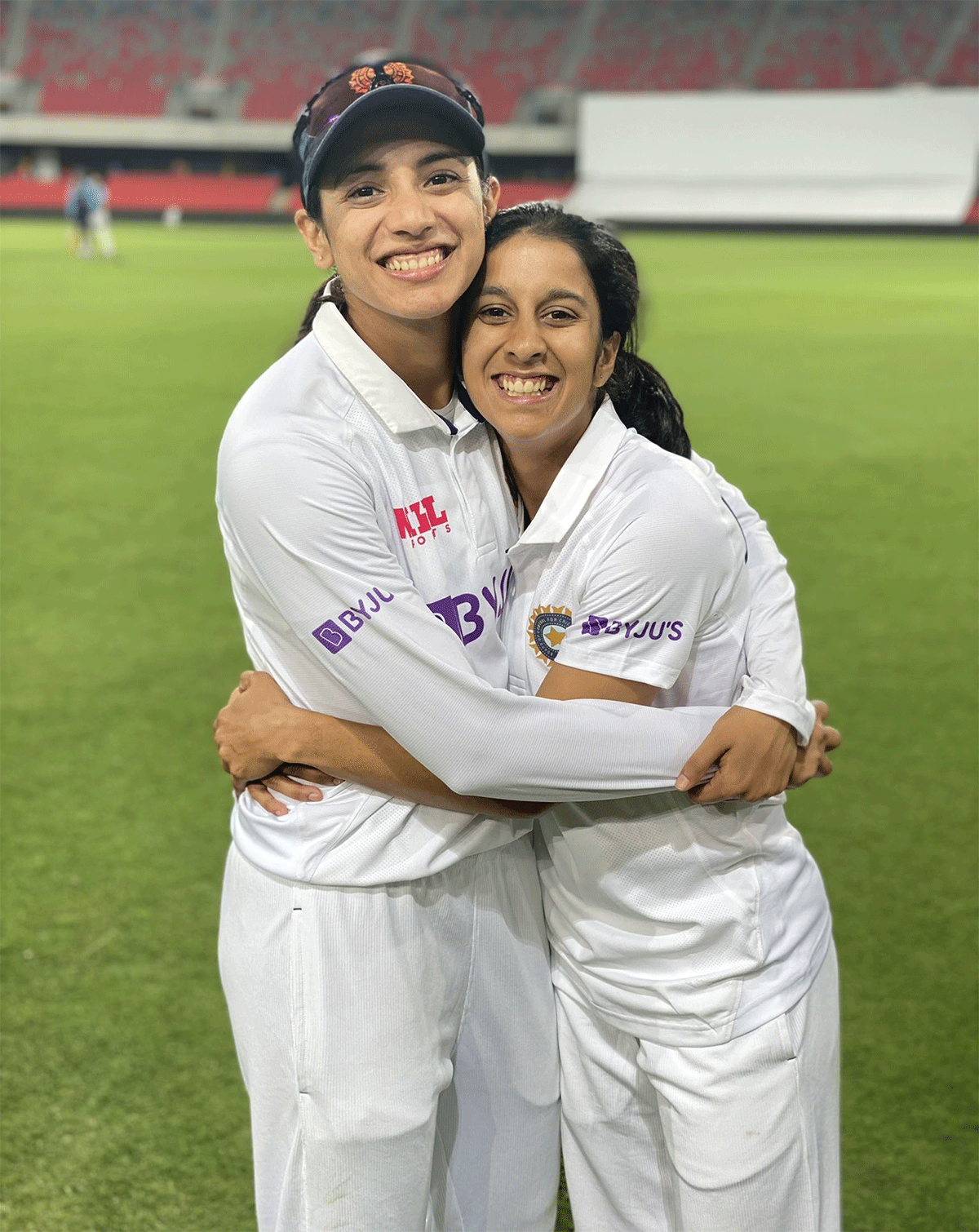Smriti Mandhana and Jemimah Rodrigues in a warm embrace  