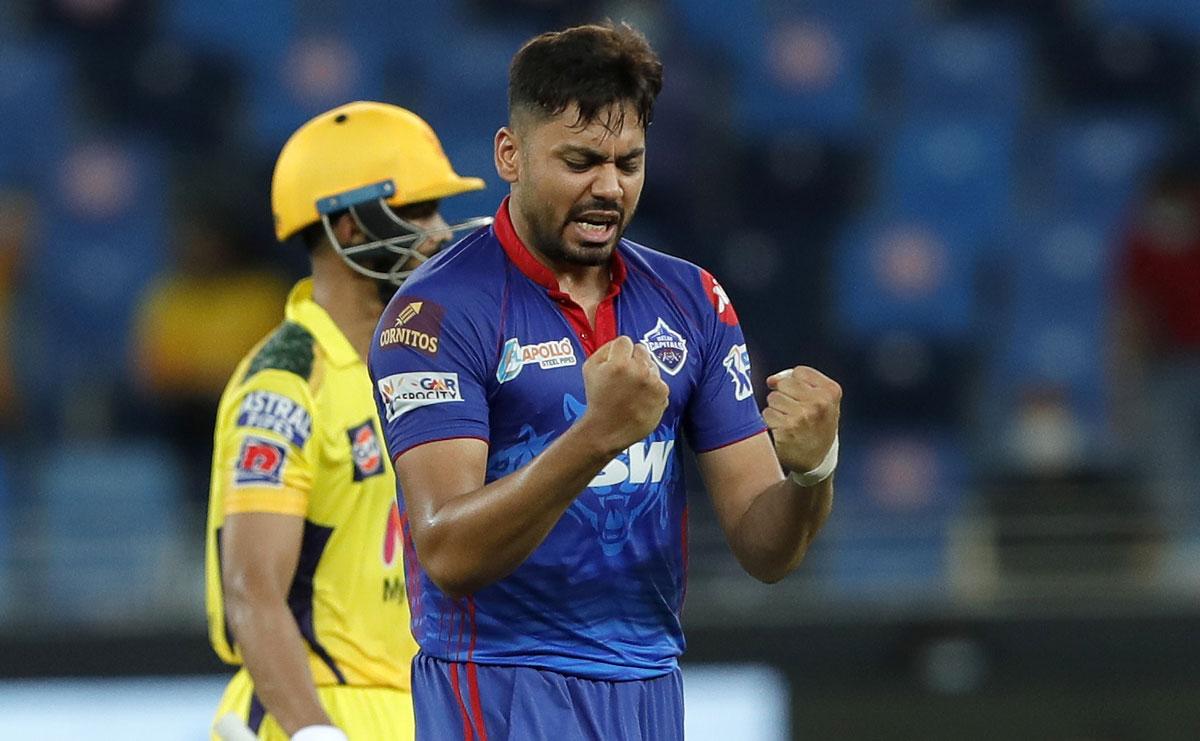 Avesh Khan celebrates the wicket of Ruturaj Gaikwad