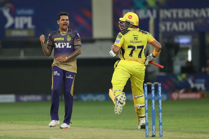 Sunil Narine celebrates after trapping Robin Uthappa leg before wicket.