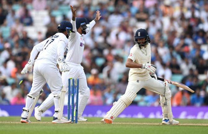 Haseeb Hameed is bowled by Ravindra Jadeja.