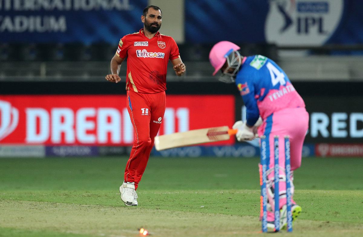 Mohammad Shami bowls Rahul Tewatia