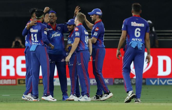 Delhi Capitals celebrate the wicket of Kane Williamson