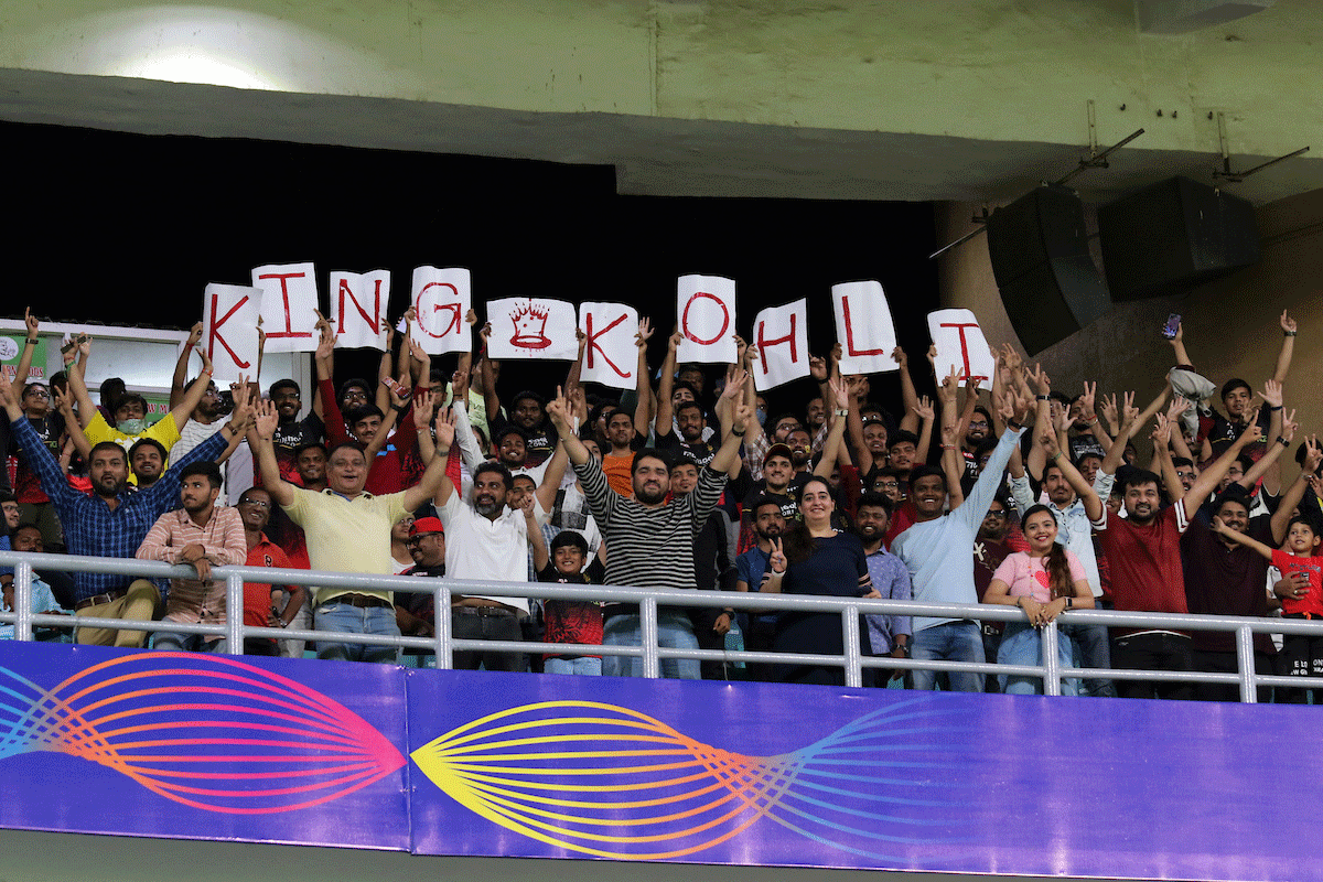 RCB fans at a match in Navi Mumbai