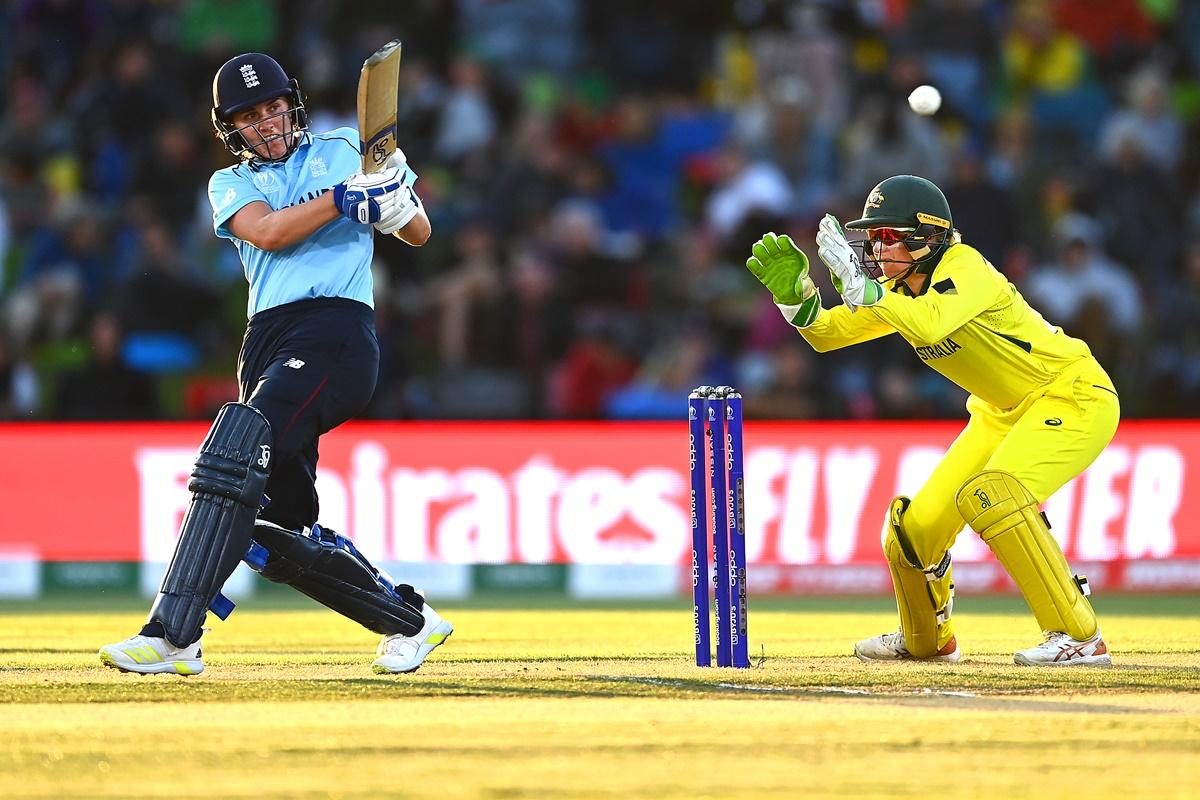 England's Natalie Sciver scored an unbeaten 122 off 104 balls, including 12 fours and a six.