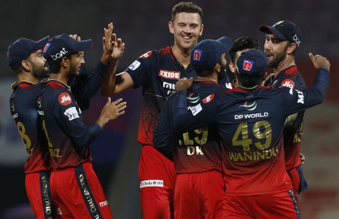 RCB's Josh Hazlewood and Glenn Maxwell (extreme right) are doubtful starters for IPL 2023