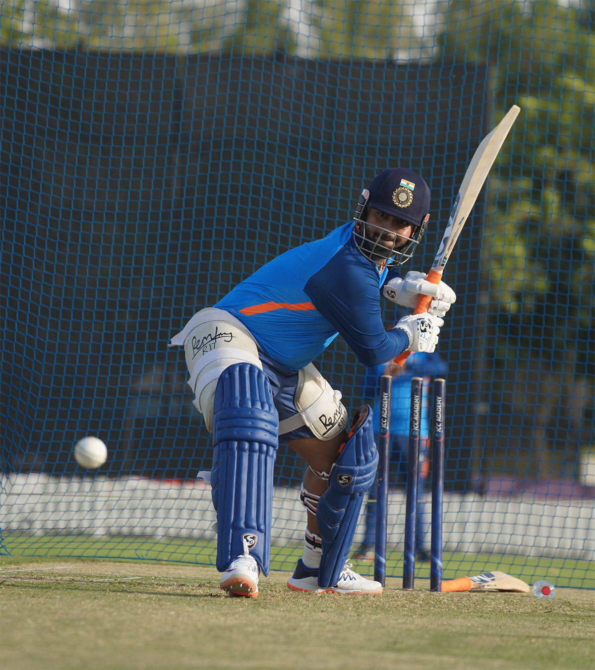 Ravindra Jadeja bats in the nets