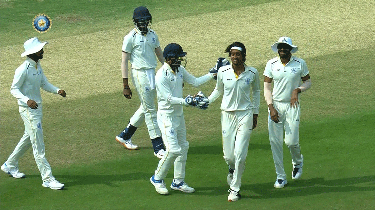 Tamil Nadu's B Sai Kishore picked 5 for 101 to help have Hyderabad all out for 258 on Day 4 of their Ranji Trophy match