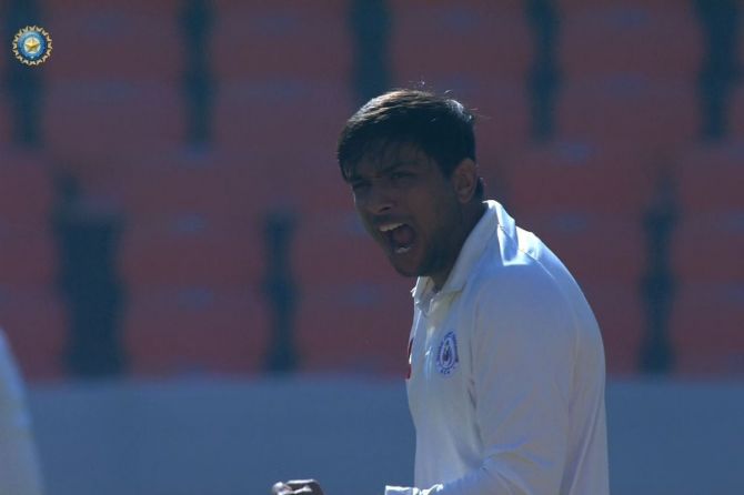 Siddharth Desai registered a fantastic 8-wicket haul in the second innings and powered Gujarat to a victory by nine wickets against Jammu & Kashmir
