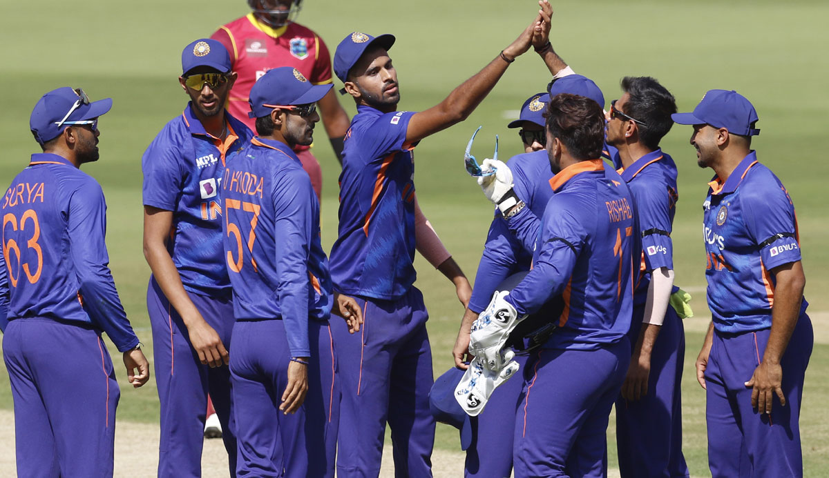 Washington Sundar celebrates the wicket of Darren Bravo.