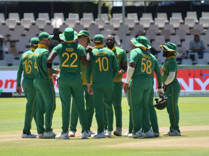 South Africa Fined For Slow Over Rate In Second Odi Against India South Africa Fined For Slow Over Rate In Second Odi Against India