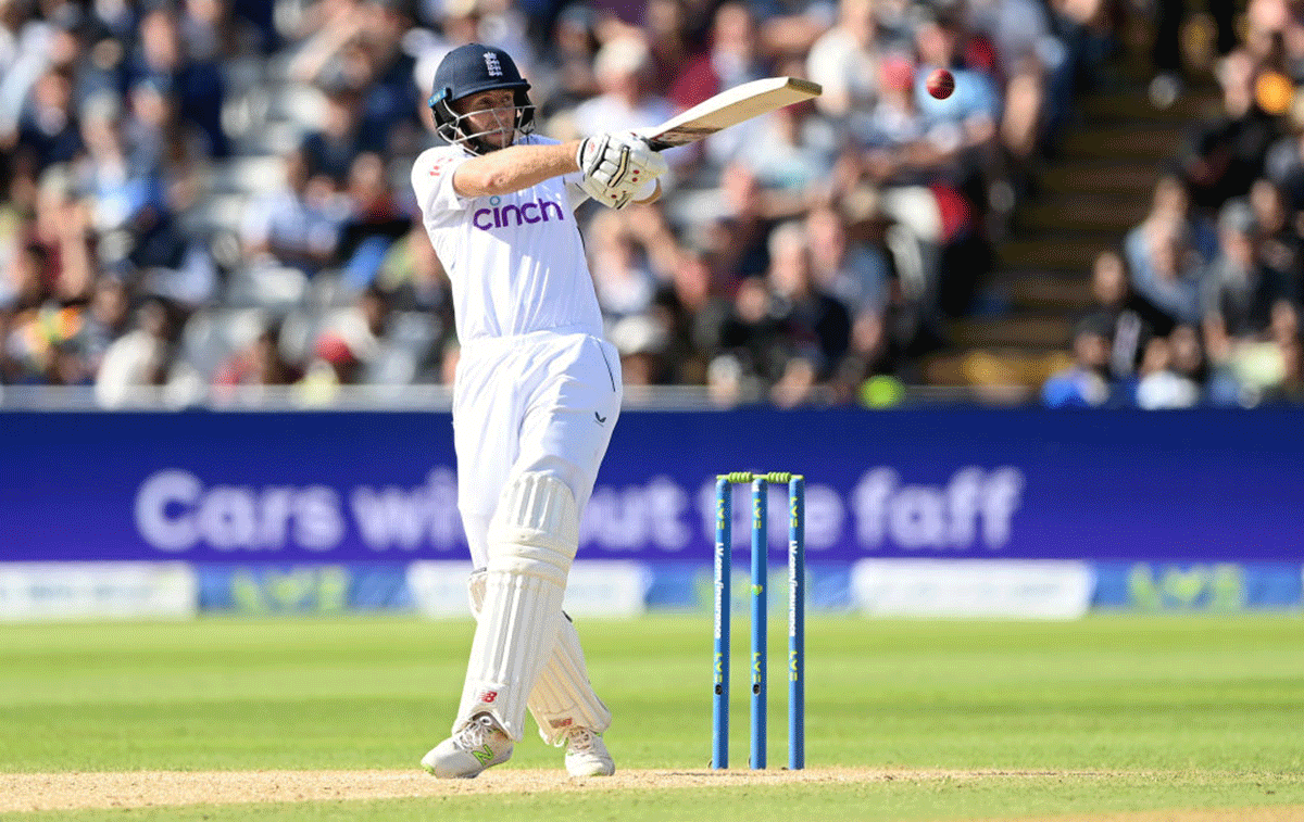Joe Root scored 76 not out to propel England's chase on Day 4
