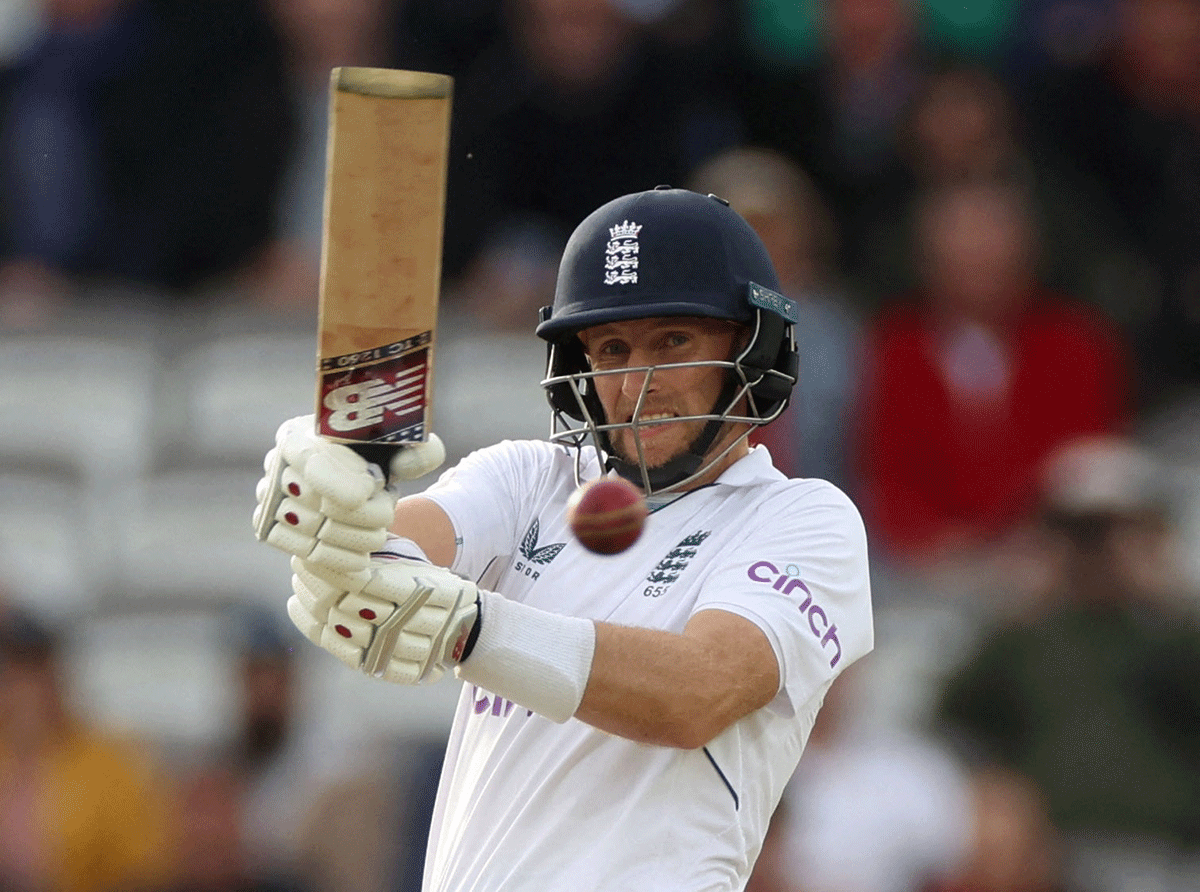 England's Joe Root bats en route an unbeaten 77