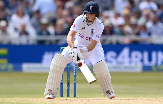 Joe Root plays the reverse paddle scoop on Day 4 of the 2nd Test at Trent Bridge 