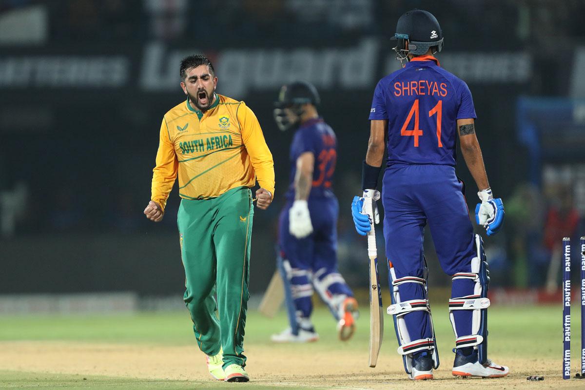 Tabraiz Shamsi celebrates after dismissing Shreyas Iyer