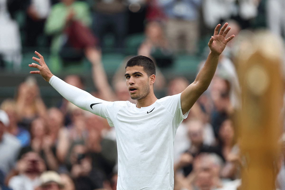 Spain's Carlos Alcaraz celebrates after winning his first round match against Germany's Jan-Lennard Struff 