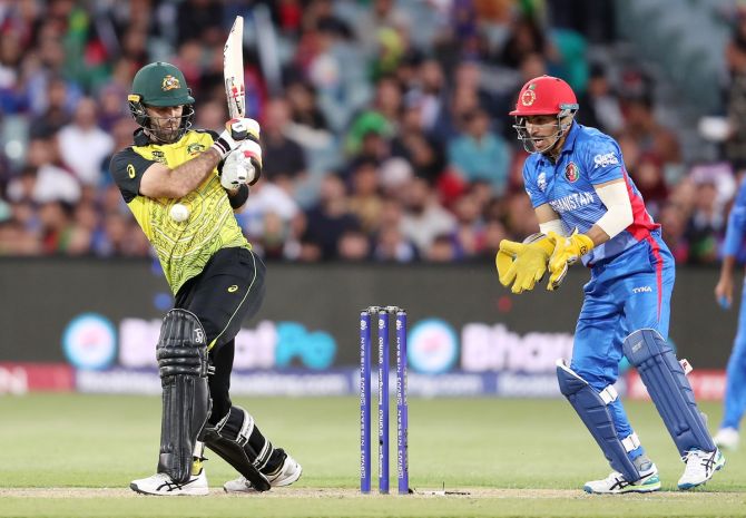 Glenn Maxwell struck 54 to help Australia put up 168 for 8 in their 20 overa