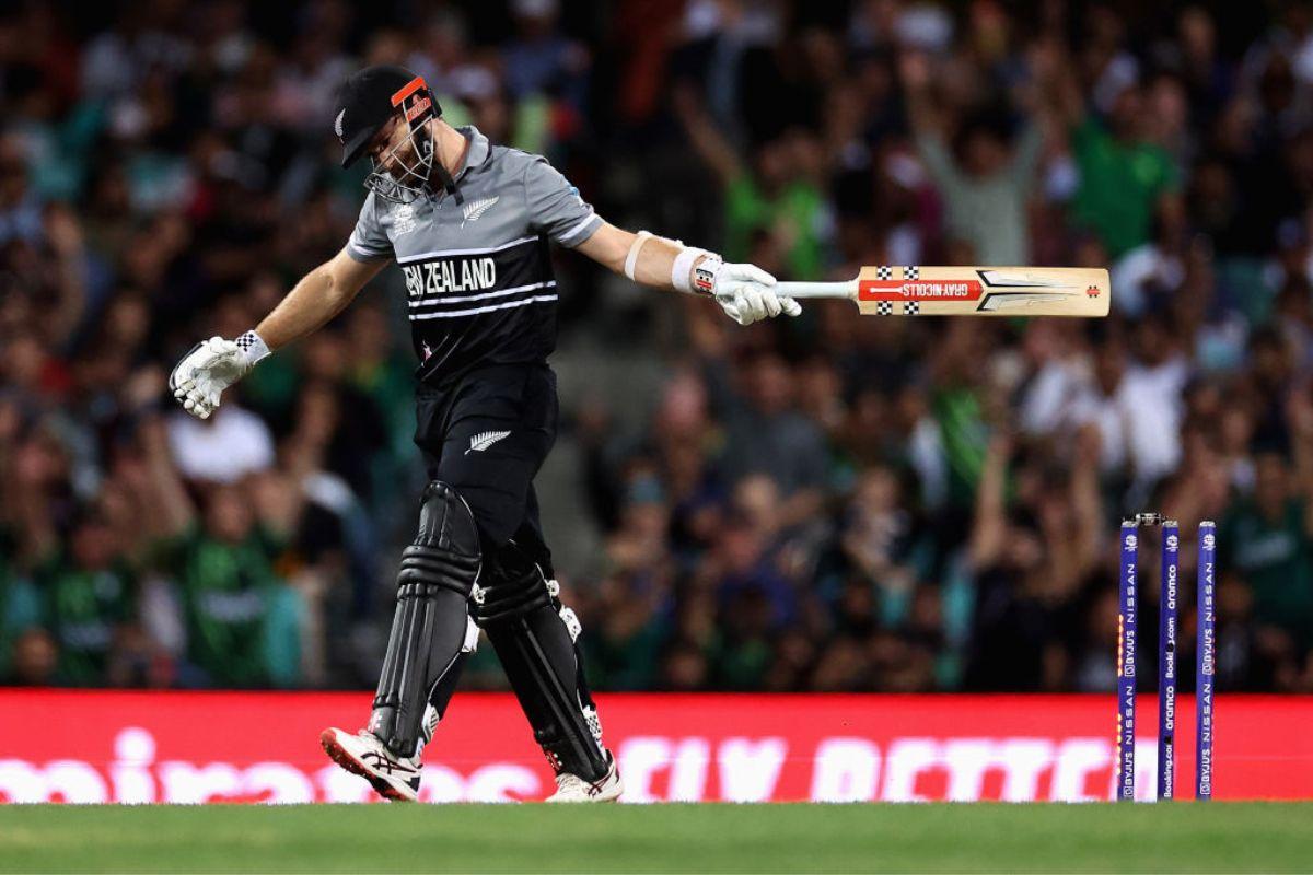 Kane Williamson walks off dejected