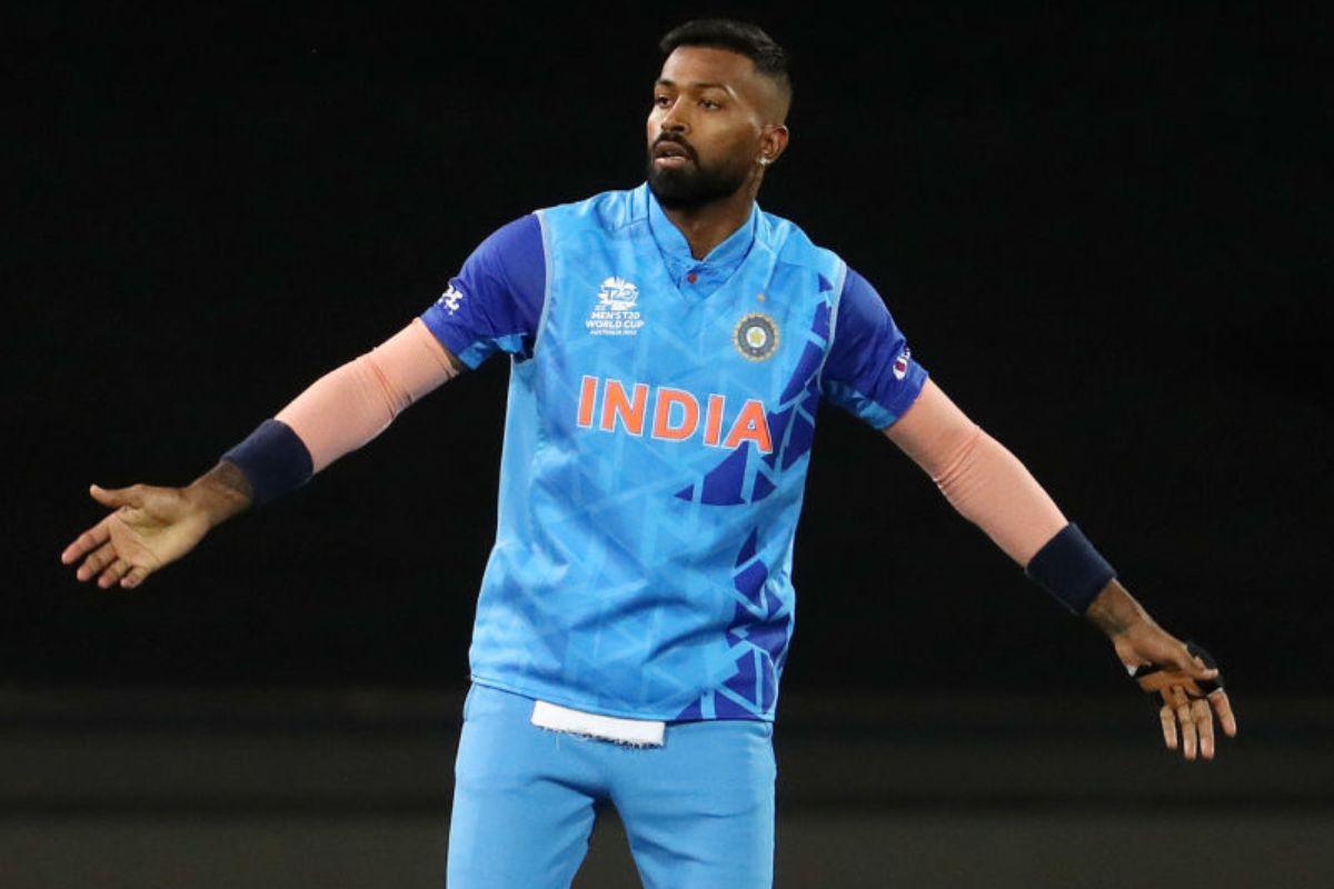 Hardik Pandya went on the attack in the last T20 match in Napier.