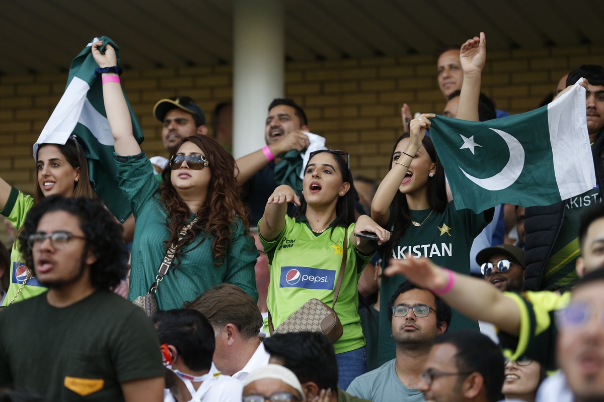 Pakistan fans