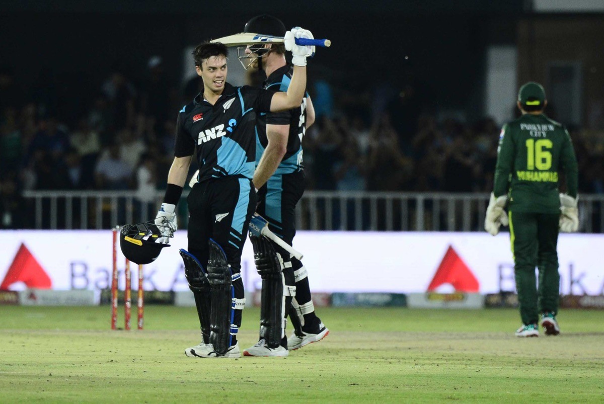 Chapman’s ton leads NZ to T20 collection draw vs Pakistan
