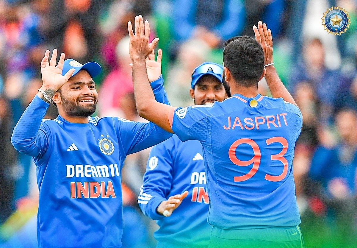 PIX: DLS Drama Hands India Win Against Ireland In 1st T20I - Rediff Cricket