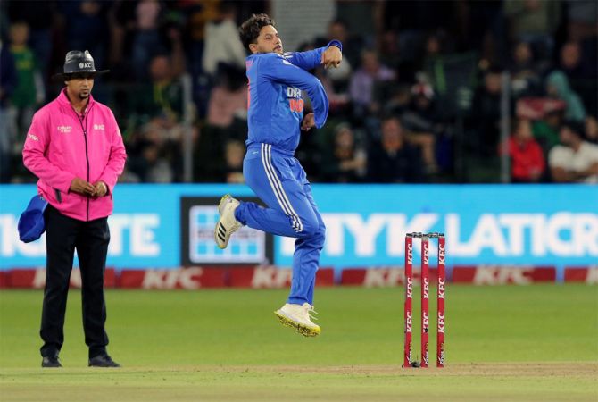 Kuldeep returned with figures of 5/17 from 2.5 overs as India beat South Africa by 106 runs to help India finish the three-match T20 series tied at 1-1.
