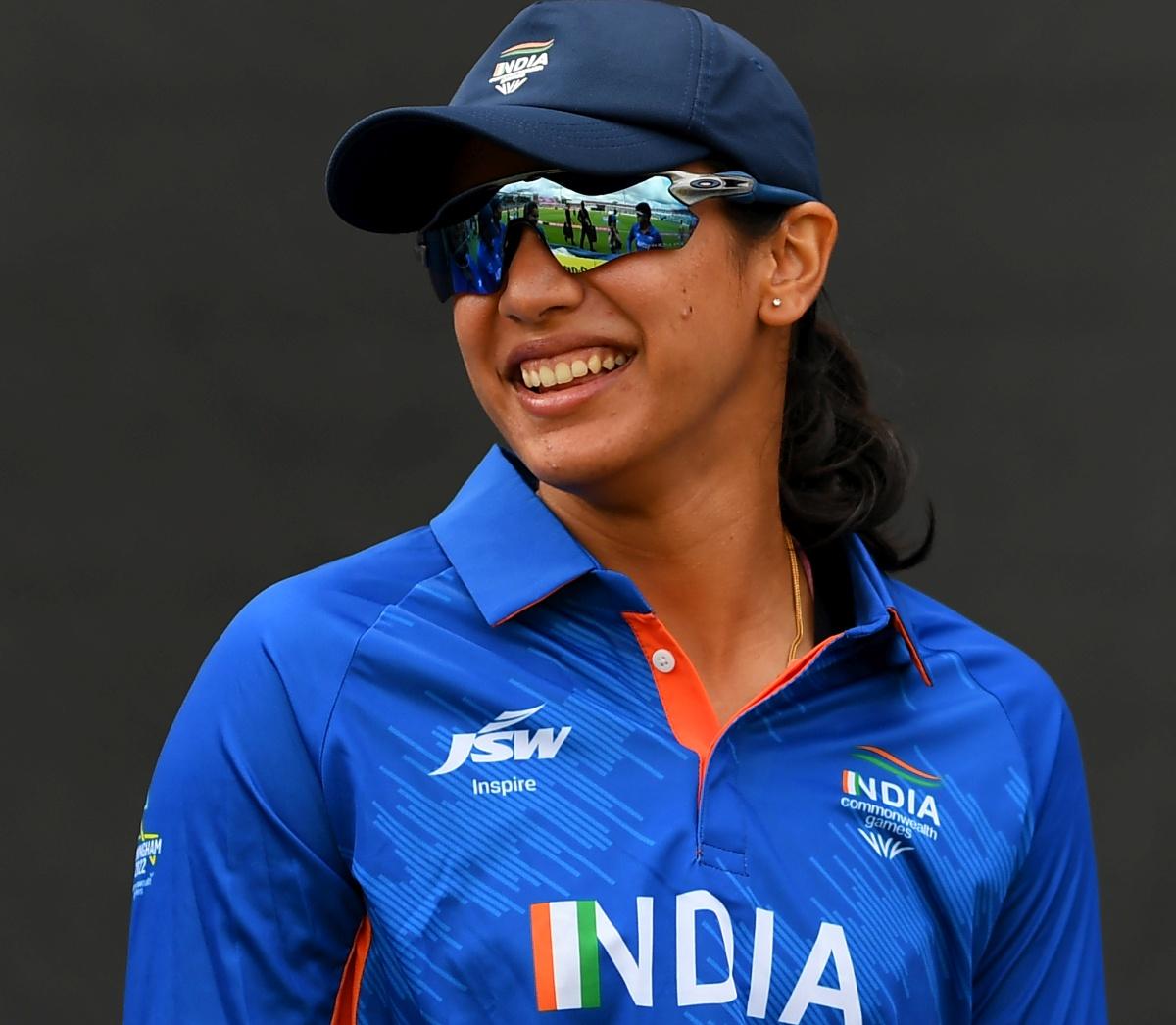 smriti-rises-harmanpreet-falls-in-odi-rankings-rediff-cricket