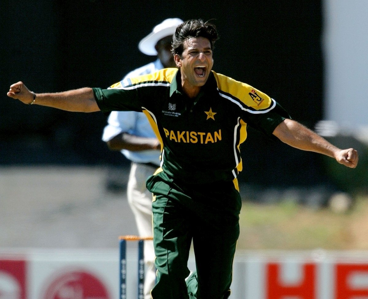 Wasim Akram's Late Swing