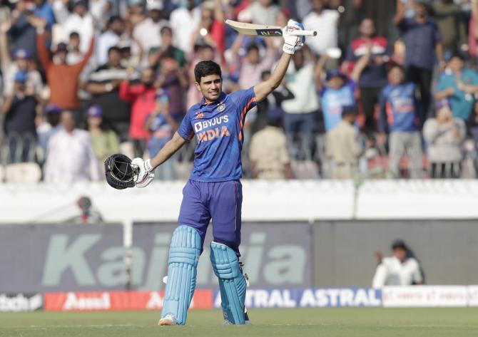 Shubman Gill celebrates his century 