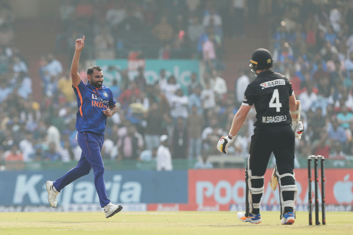 Mohammed Shami celebrates on taking the wicket of Michael Bracewell