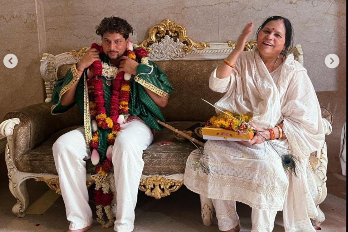 Kuldeep Yadav and his mother